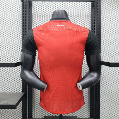 Camisa Bayer Leverkusen Home 2024/25 Jogador Castore Masculino - Vermelha, Preta e Branca