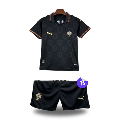 Conjunto Infantil Portugal "Pantera Negra" 2025/26 Puma - Preto