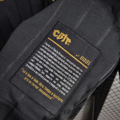 Camisa Peixão X Charlie Brown Jr 24/25 Torcedor Umbro Masculino - Preto e Dourado