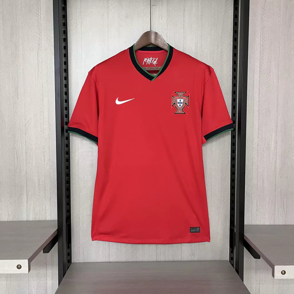 Camisa Portugal Home Eurocopa 24/25 - Torcedor Nike Masculina - Vermelho