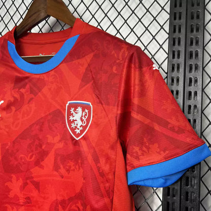 Camisa República Tcheca Home Eurocopa 24/25 - Torcedor Puma Masculino - Vermelho