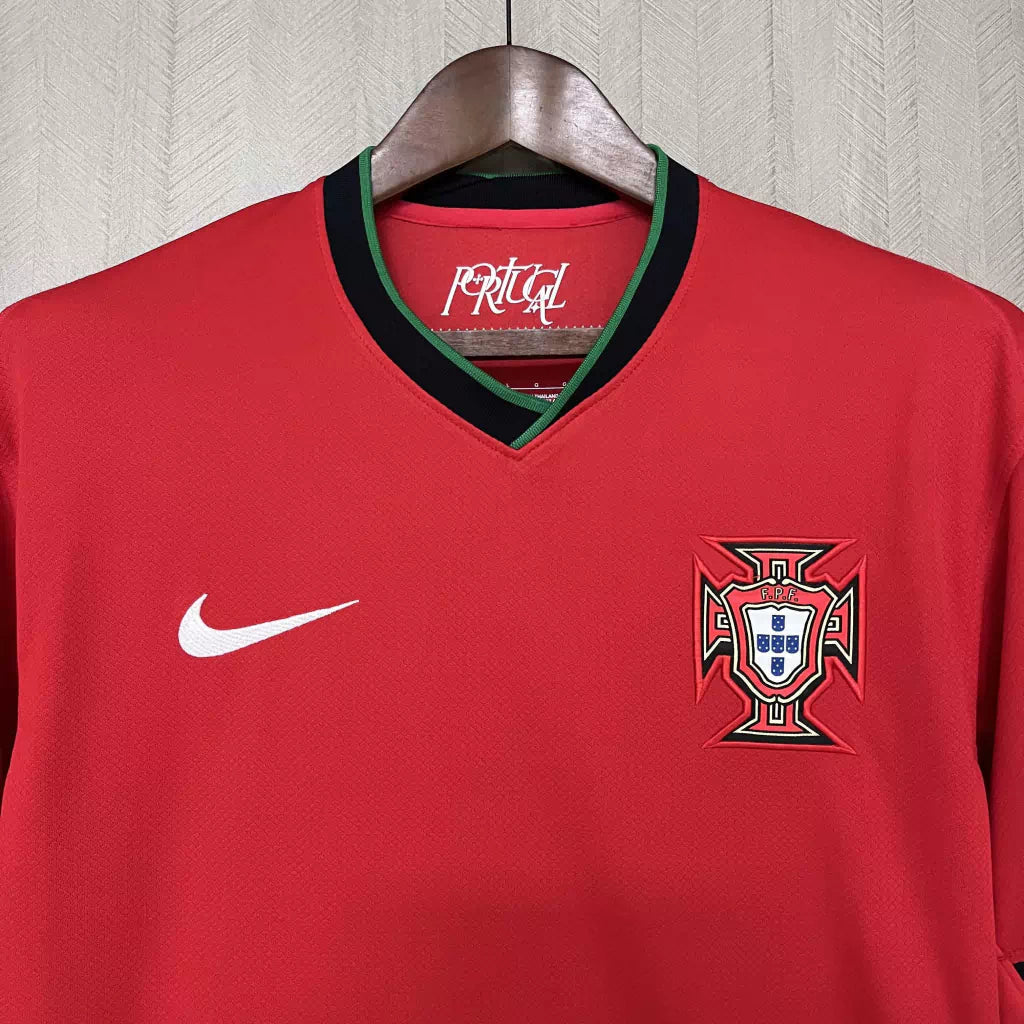 Camisa Portugal Home Eurocopa 24/25 - Torcedor Nike Masculina - Vermelho