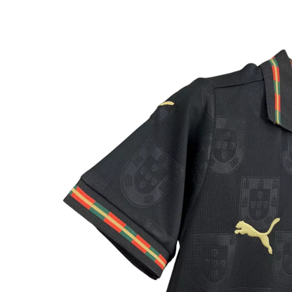 Conjunto Infantil Portugal "Pantera Negra" 2025/26 Puma - Preto