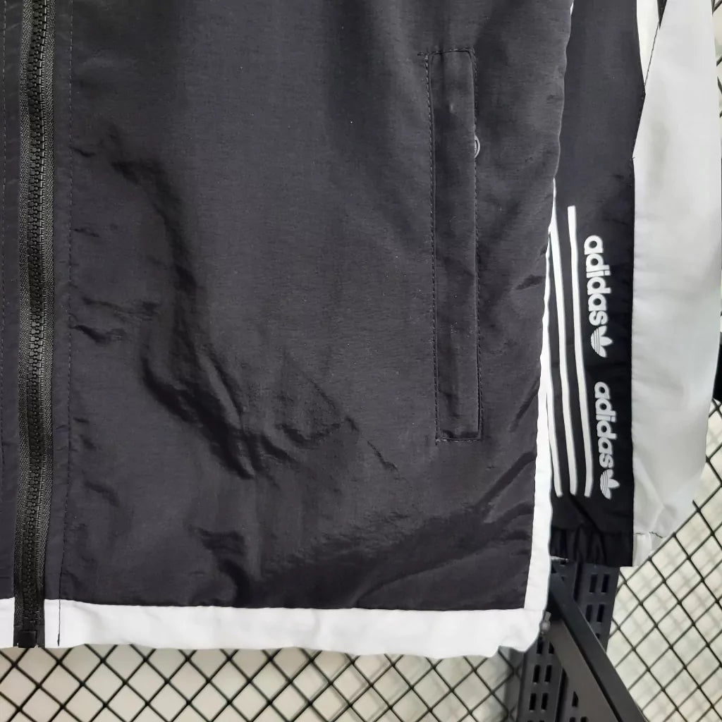 Corta Vento Adidas Masculino - Preto e Branco