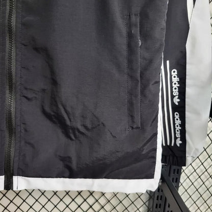 Corta Vento Adidas Masculino - Preto e Branco