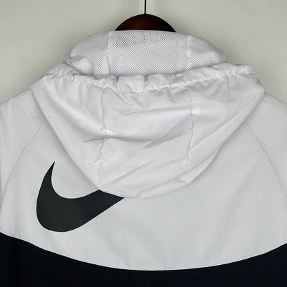 Corta Vento Nike Masculino - Preto e Branco