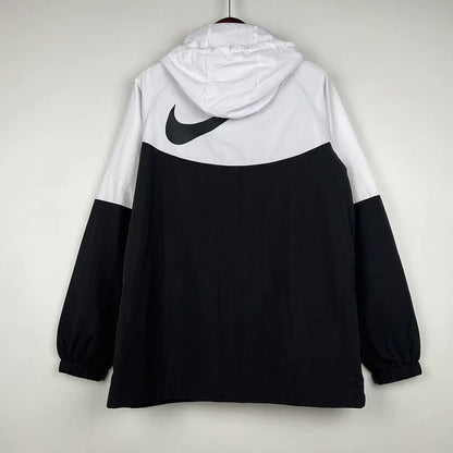 Corta Vento Nike Masculino - Preto e Branco