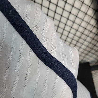 Camisa Real Madrid Home 23/24 - Versão Jogador Adidas Masculino - Branco