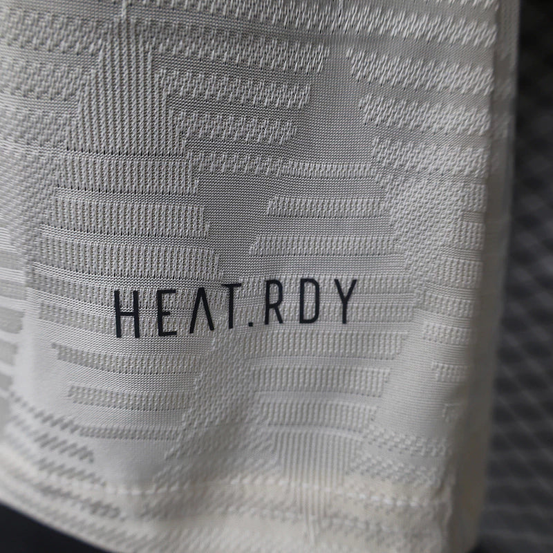 Camisa Bayern de Munique Third 24/25 - Versão Jogador Adidas Masculino - Bege