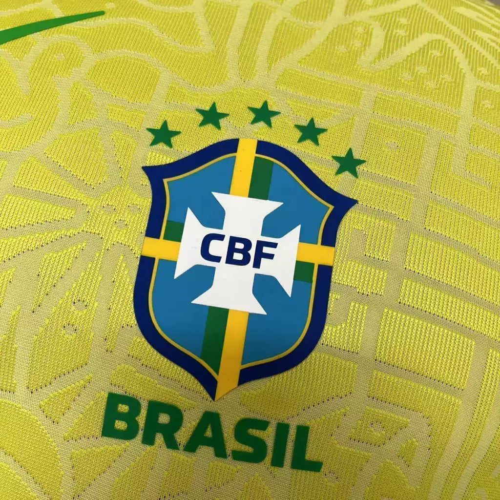 Camisa Brasil Versão Jogador Home 24/25 - Torcedor Nike Masculino - Amarelo
