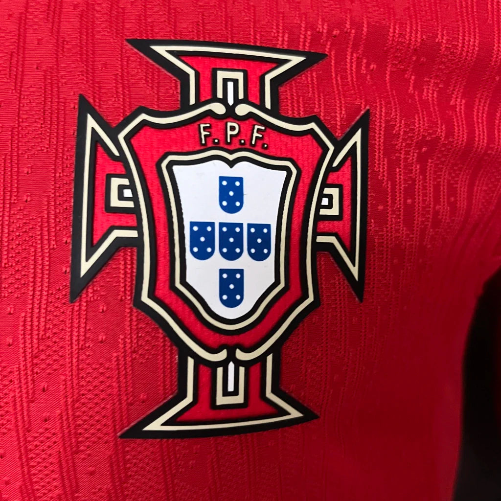 Camisa Portugal Versão Jogador Home Eurocopa 24/25 - Torcedor Nike Masculino - Vermelho