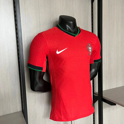 Camisa Portugal Versão Jogador Home Eurocopa 24/25 - Torcedor Nike Masculino - Vermelho