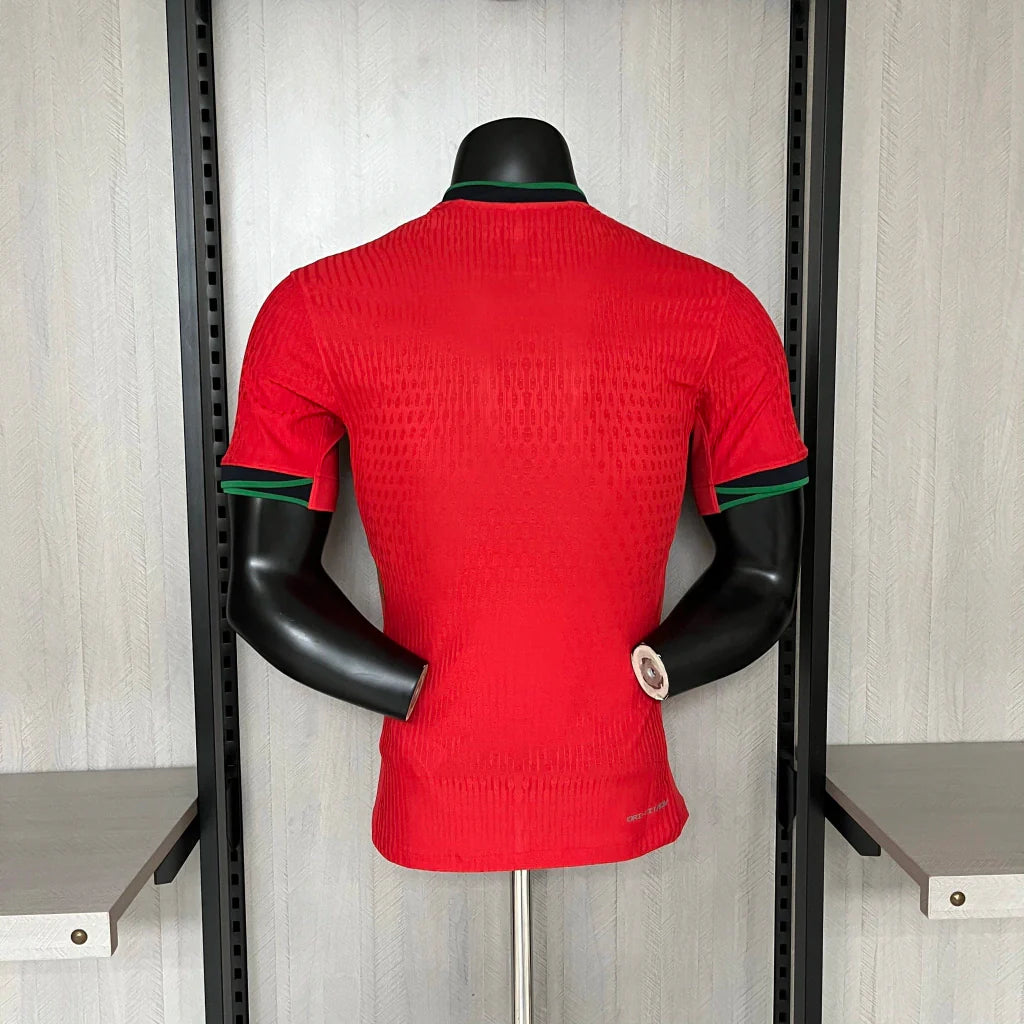 Camisa Portugal Versão Jogador Home Eurocopa 24/25 - Torcedor Nike Masculino - Vermelho