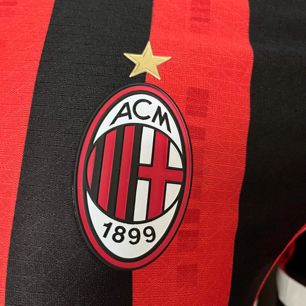 Camisa AC Milan Home 2024/25 - Jogador Puma Masculina - Vermelho e Preto