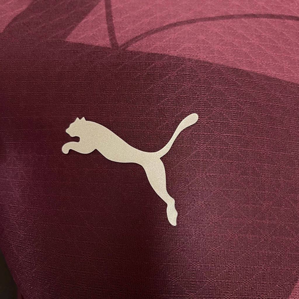 Camisa Manchester City III 24/25 - Jogador Puma Masculina - Vinho