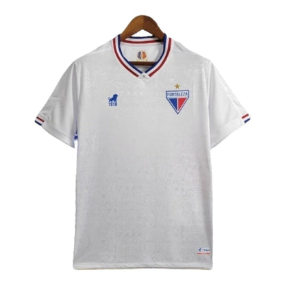 Camisa Fortaleza II 24/25 - Torcedor Leão Masculina - Branca com detalhes em azul e vermelho